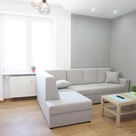 Apartment Home3City Batory Gdynia